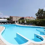 Macedon Hotel 3*