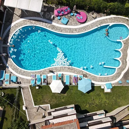 Macedon Hotell