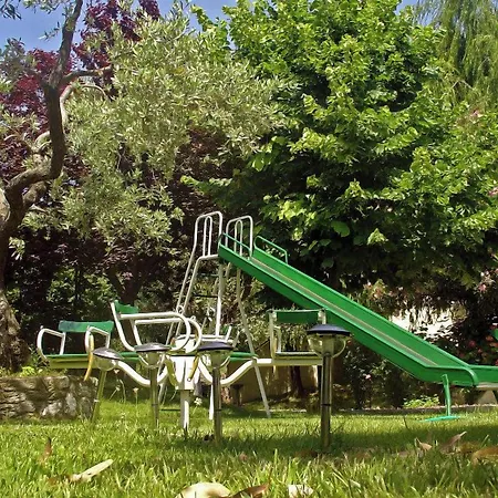 Macedon Hotel 3*